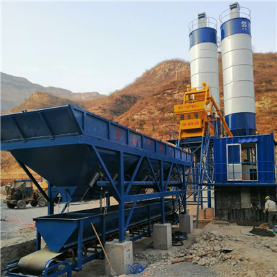 <b>城鎮(zhèn)化建設(shè)專(zhuān)用hzs75中小型混凝土攪拌站</b>